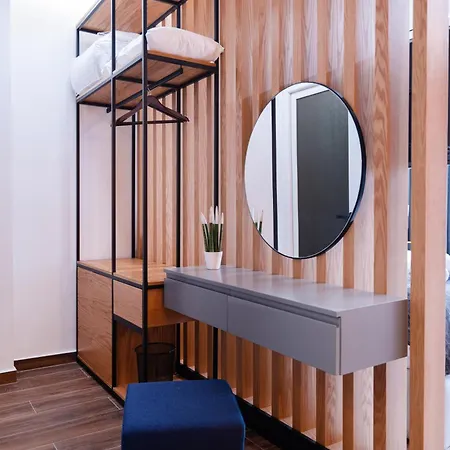 Al Apartment