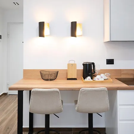 Al Apartment Tirana